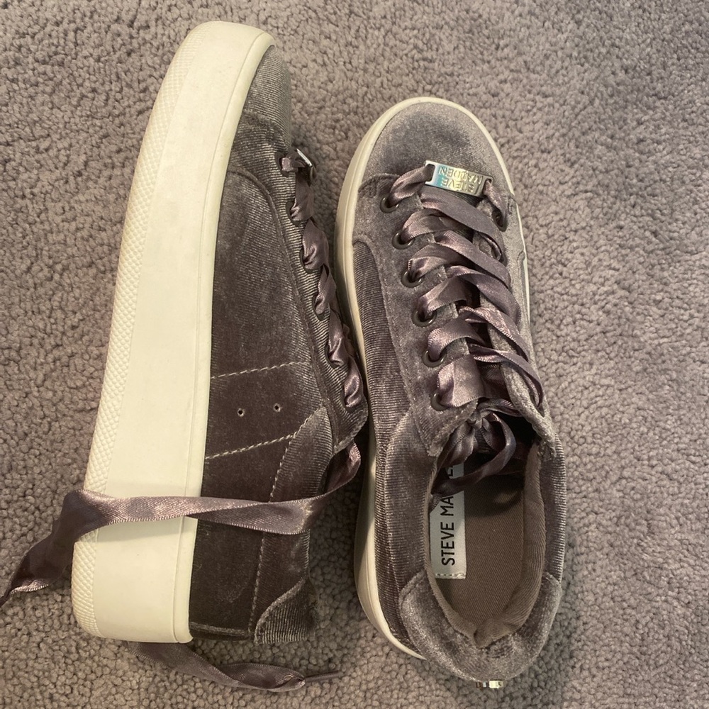 Steve Madden Women’s Sneakers